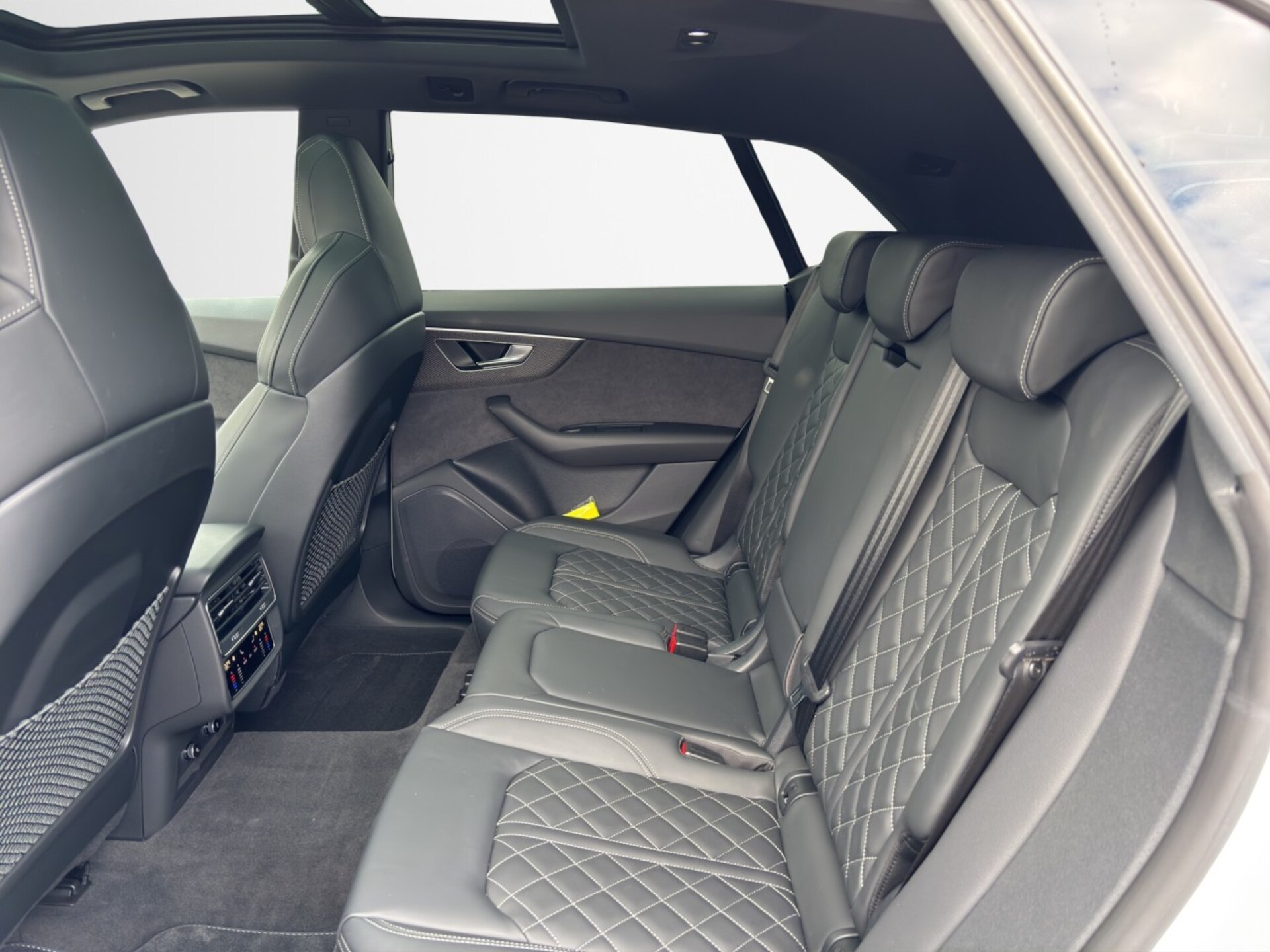 Audi SQ8 SUV