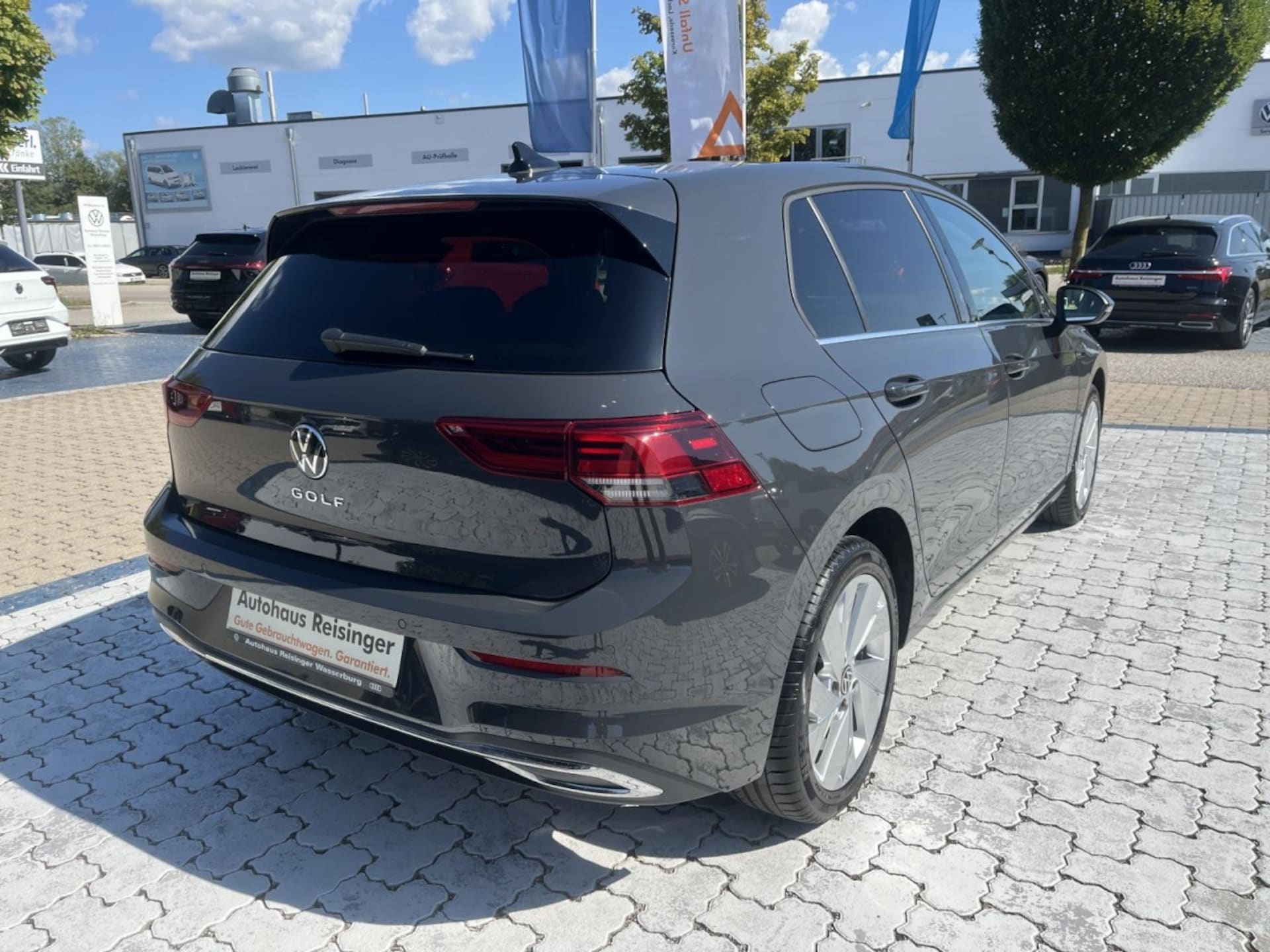 Volkswagen Golf Style
