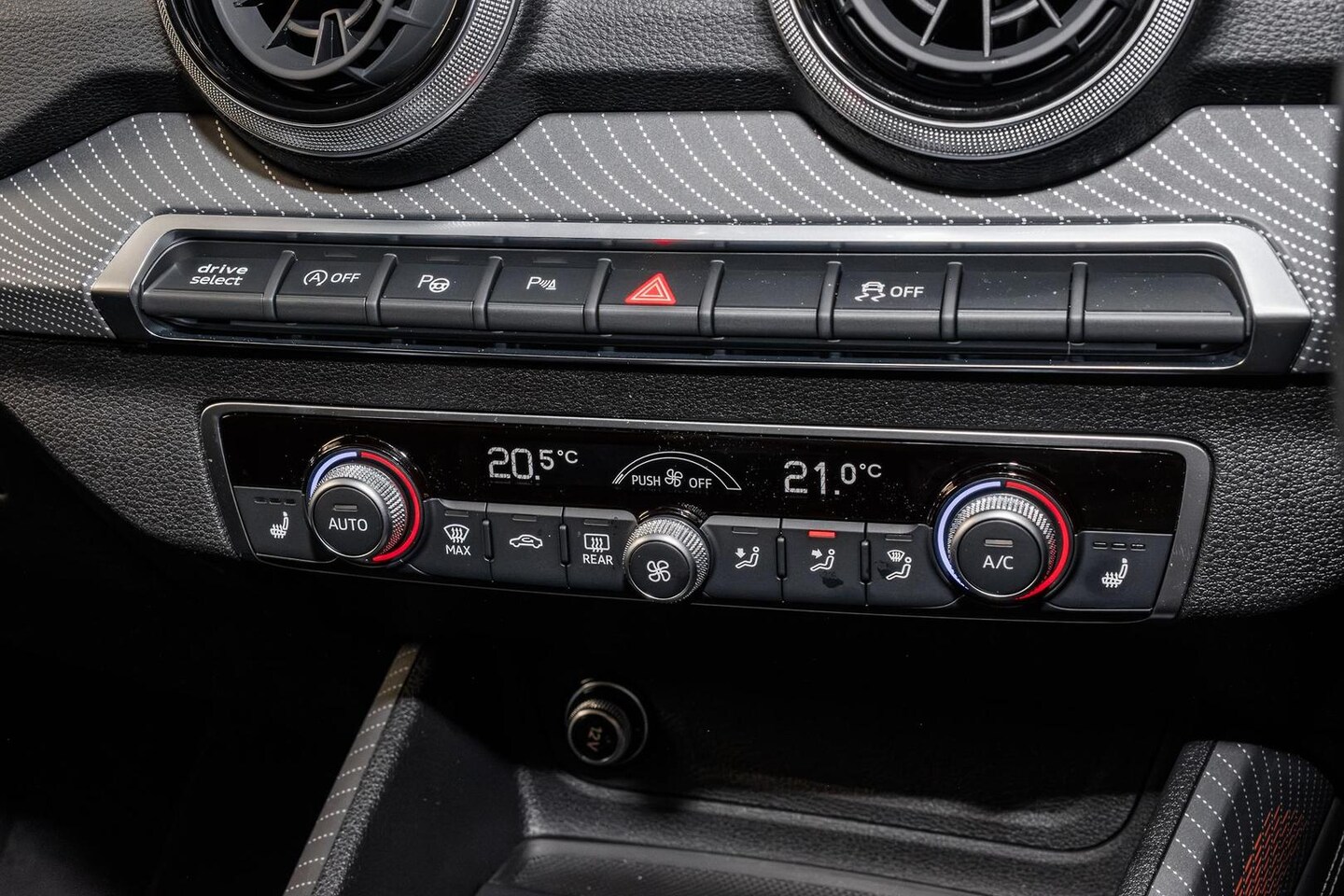 Image about Audi SQ2 TFSI quattro S tronic