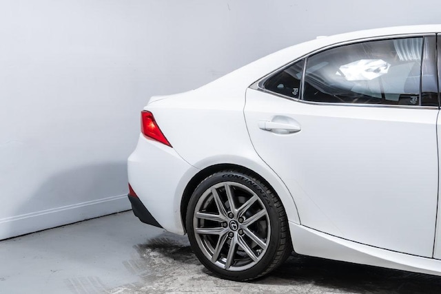 2020 Lexus IS 350 F SPORT - Photo 11