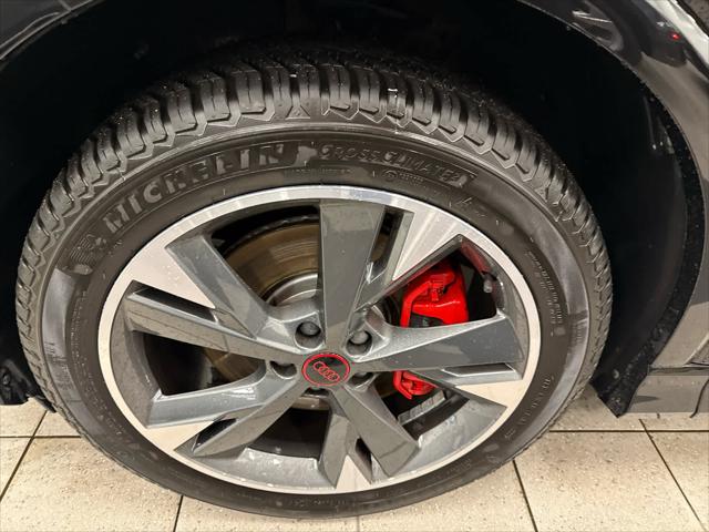 2023 AUDI Q4 - Image 24