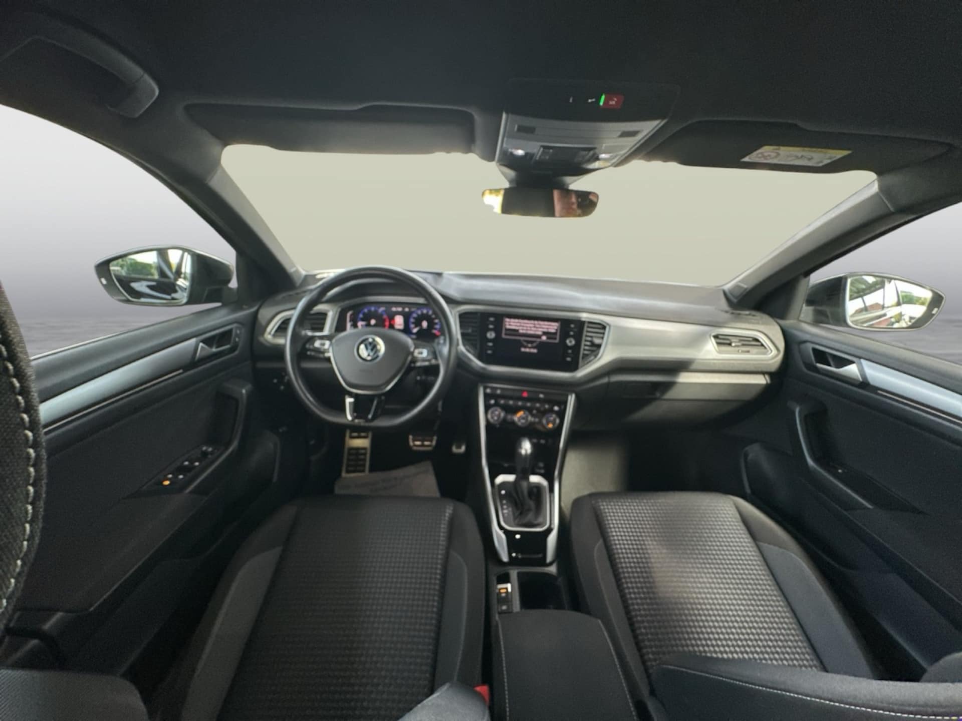 Volkswagen T-Roc Active