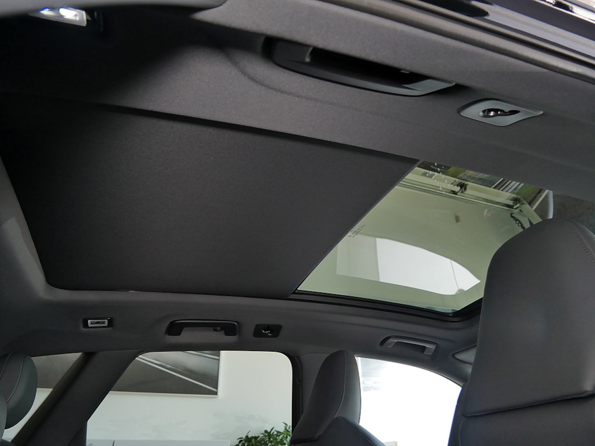 Audi Q5 SUV e-hybrid edition one