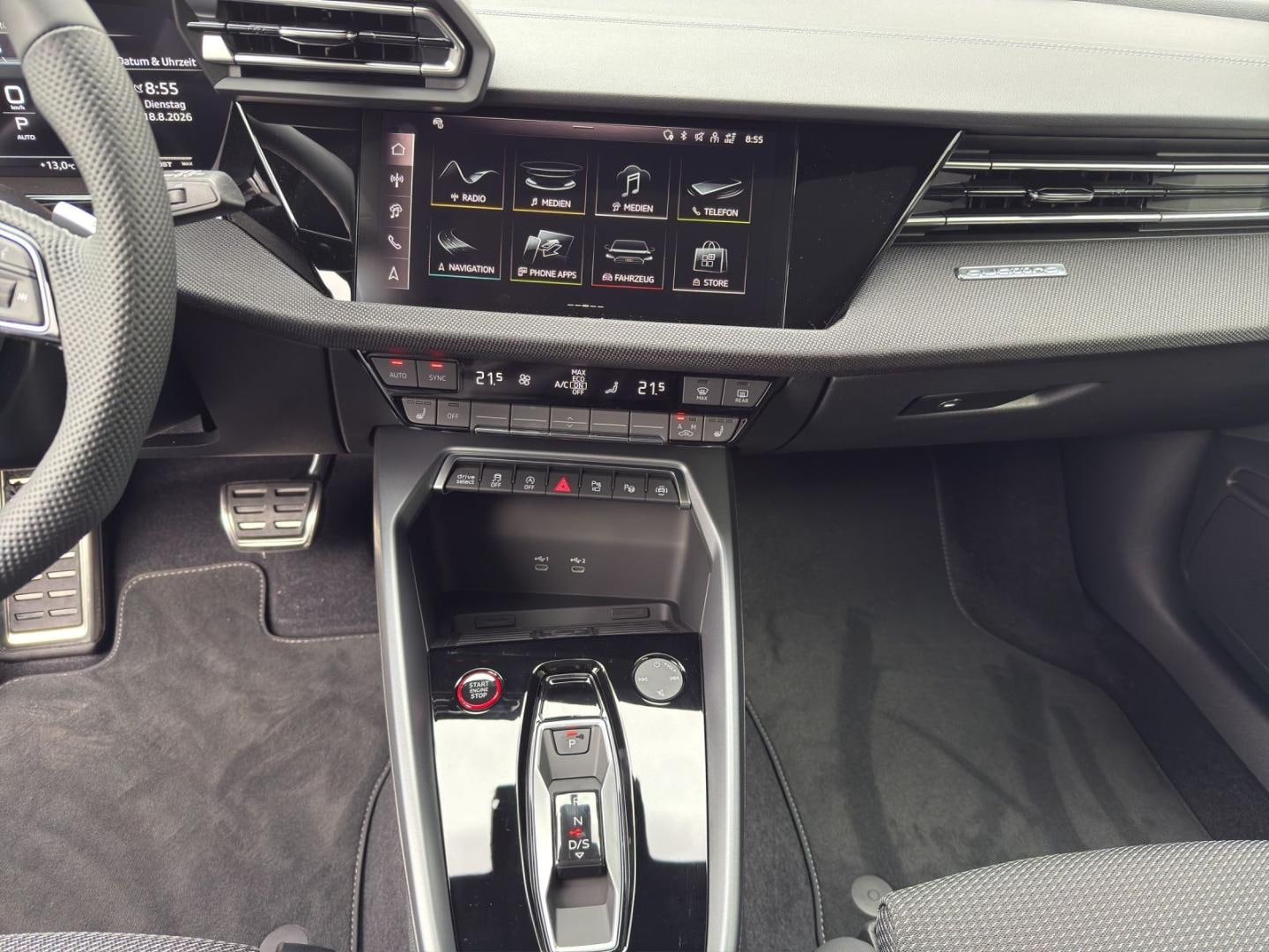 Bild über Audi S3 Sportback TFSI quattro S tronic - für weitere Informationen kontaktieren Sie den Audi Partner
