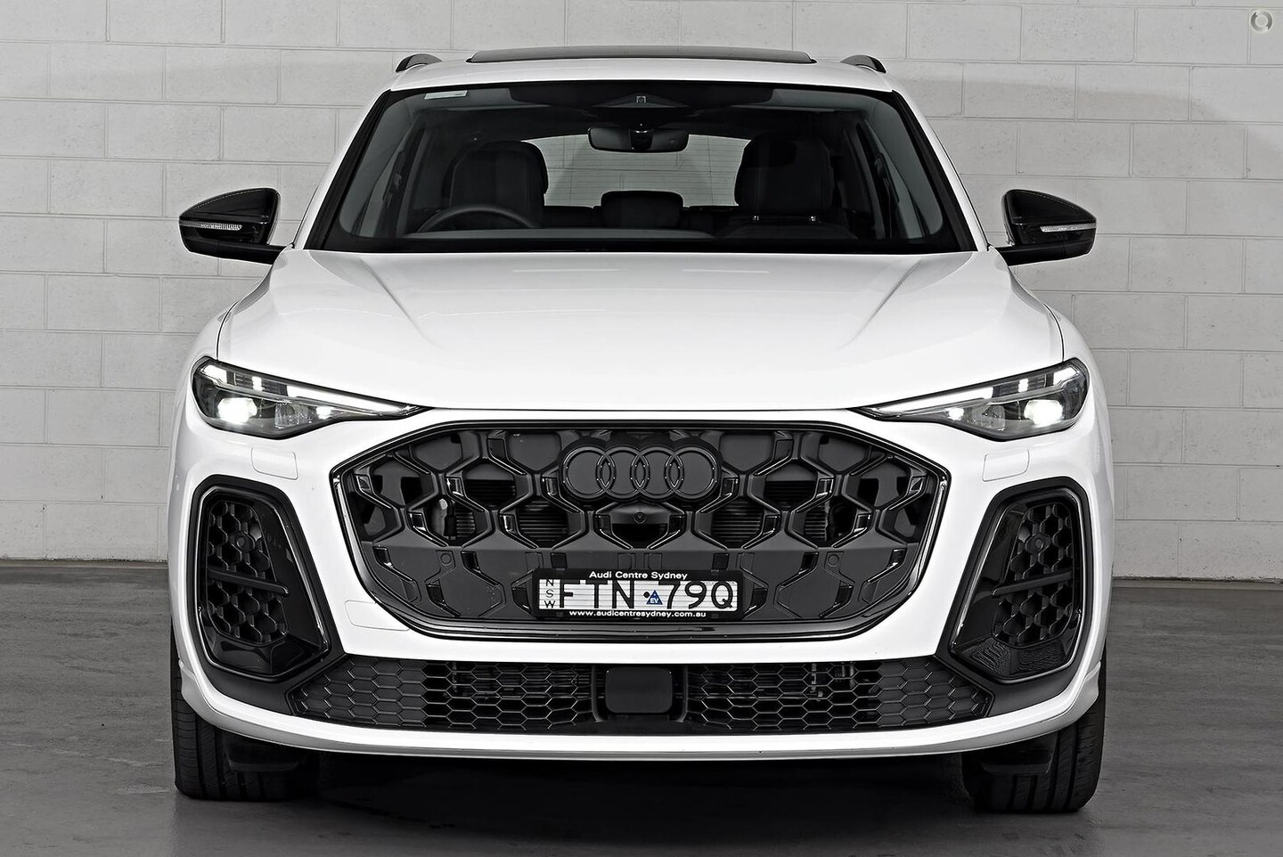 Image about Audi Q5 SUV TDI quattro 150 kW