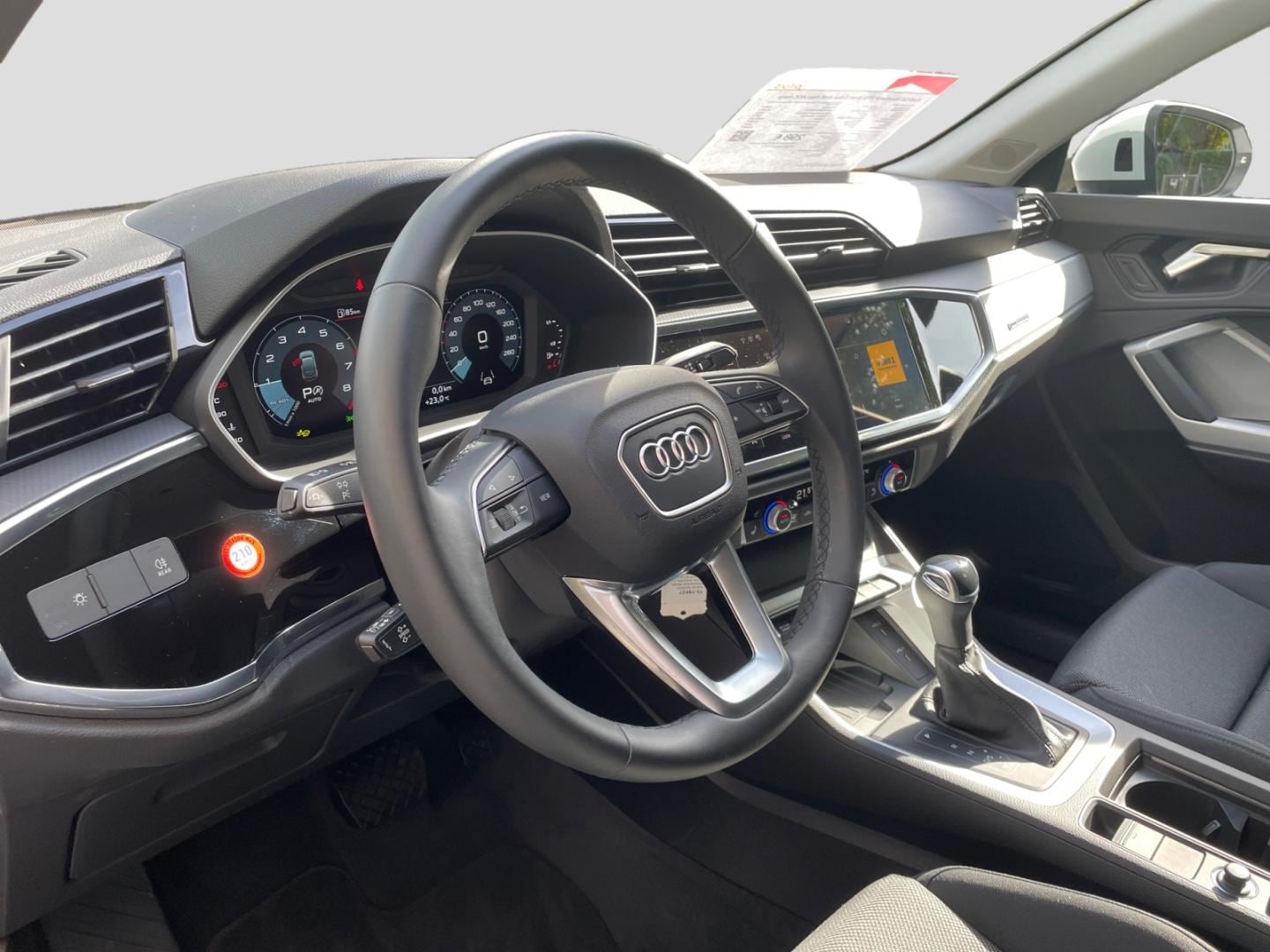 Bild über Audi Q3 Sportback TFSI 110 kW S tronic - für weitere Informationen kontaktieren Sie den Audi Partner
