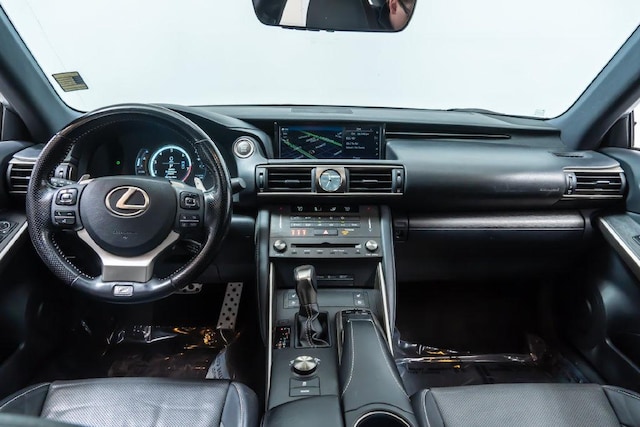 2020 Lexus IS 350 F SPORT - Photo 16