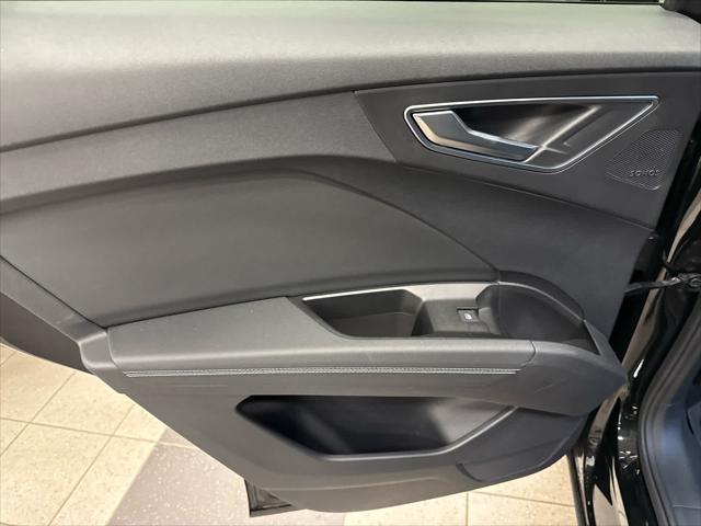 2023 AUDI Q4 - Image 23