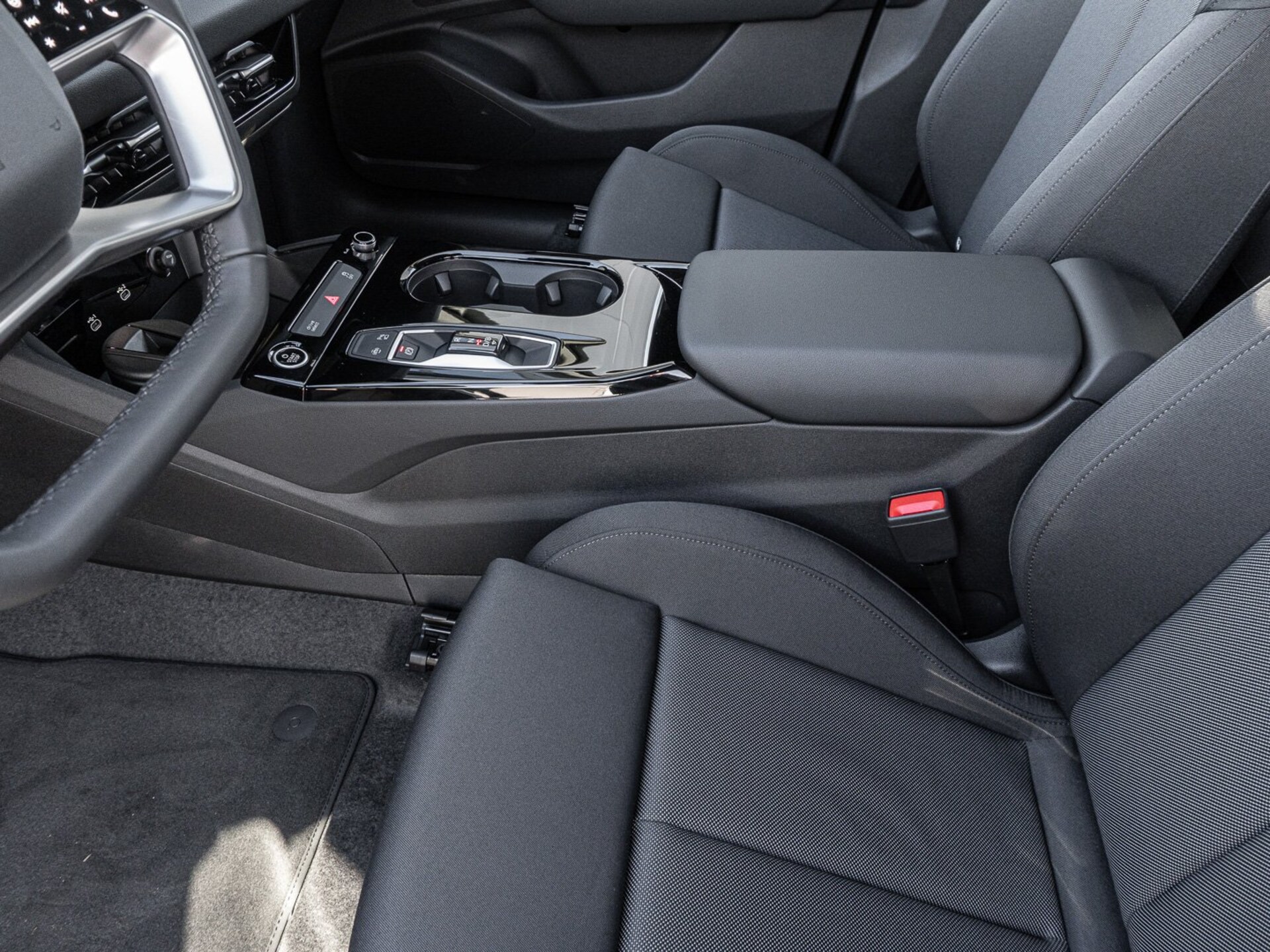 Audi Q6 SUV e-tron