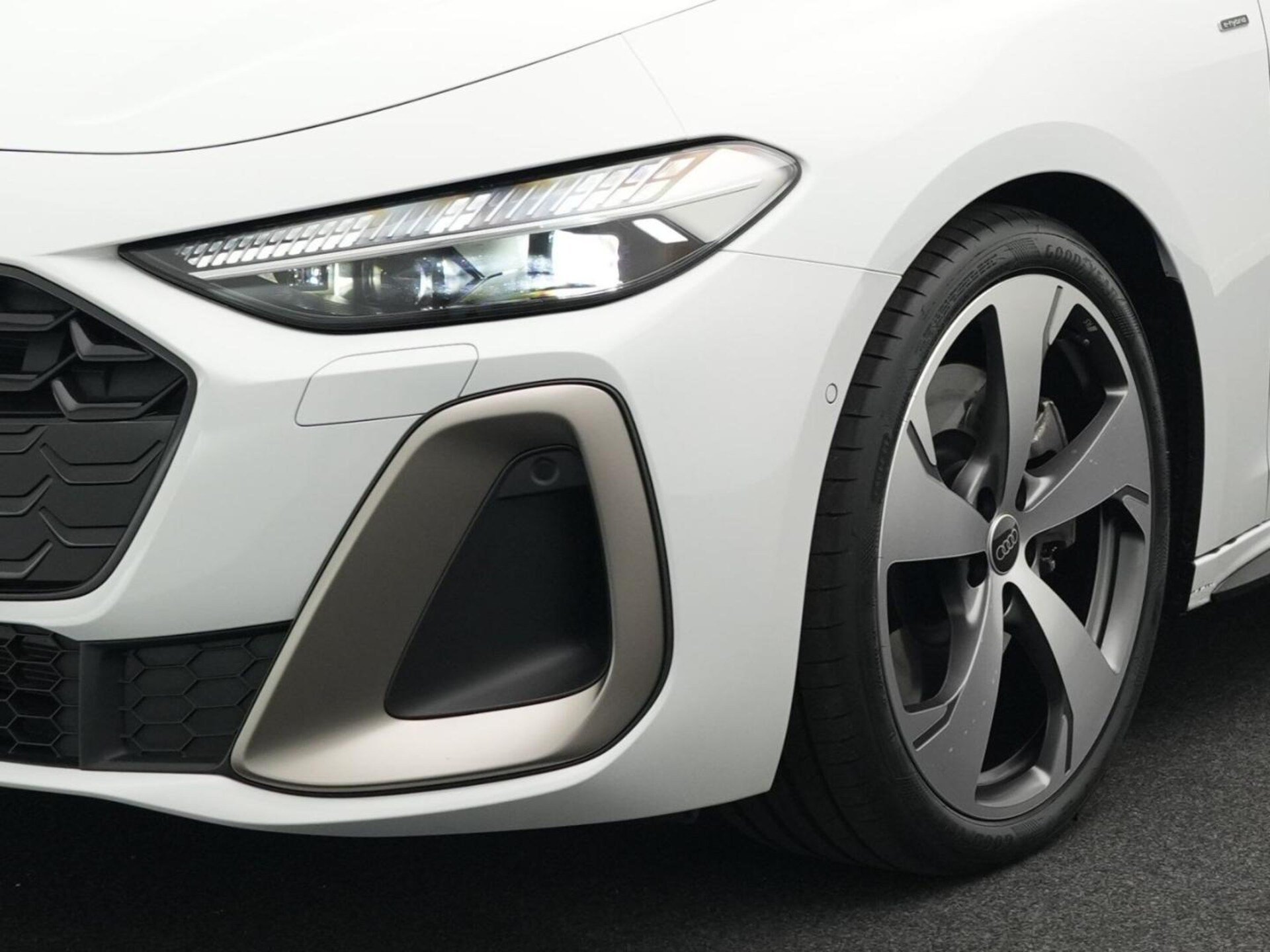 Audi A5 Limousine e-hybrid edition one