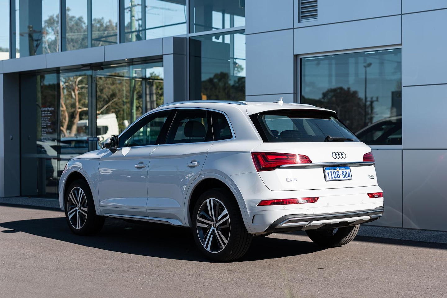 Image about Audi Q5 Sport 40 TDI quattro S tronic