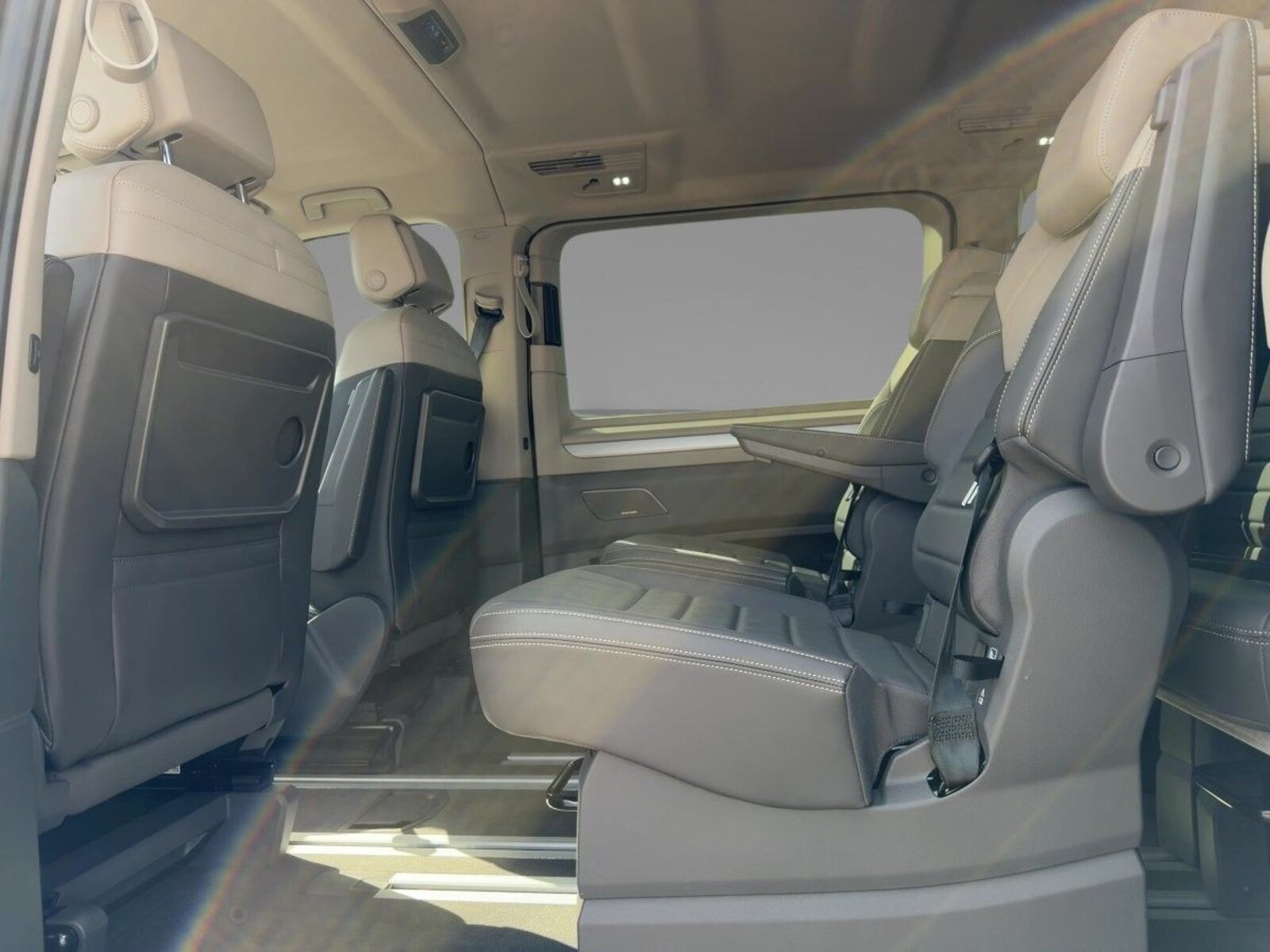 Volkswagen Multivan Langversion – Bild 12