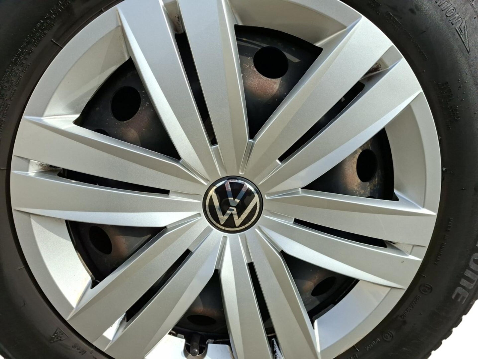 Volkswagen Caddy Basis-Modell