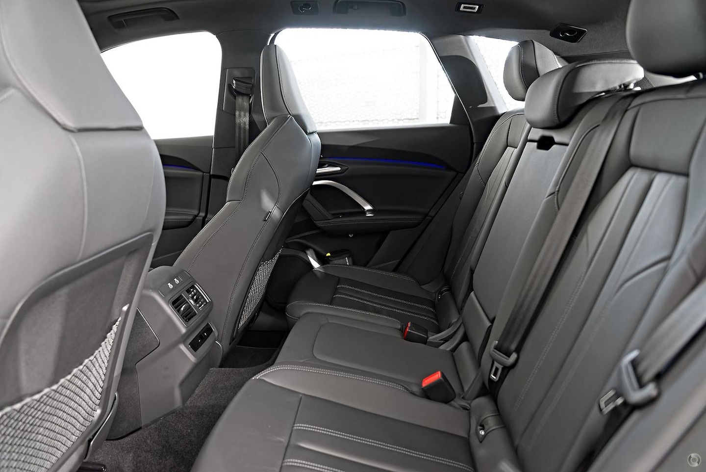 Image about Audi Q5 SUV TDI quattro 150 kW sport