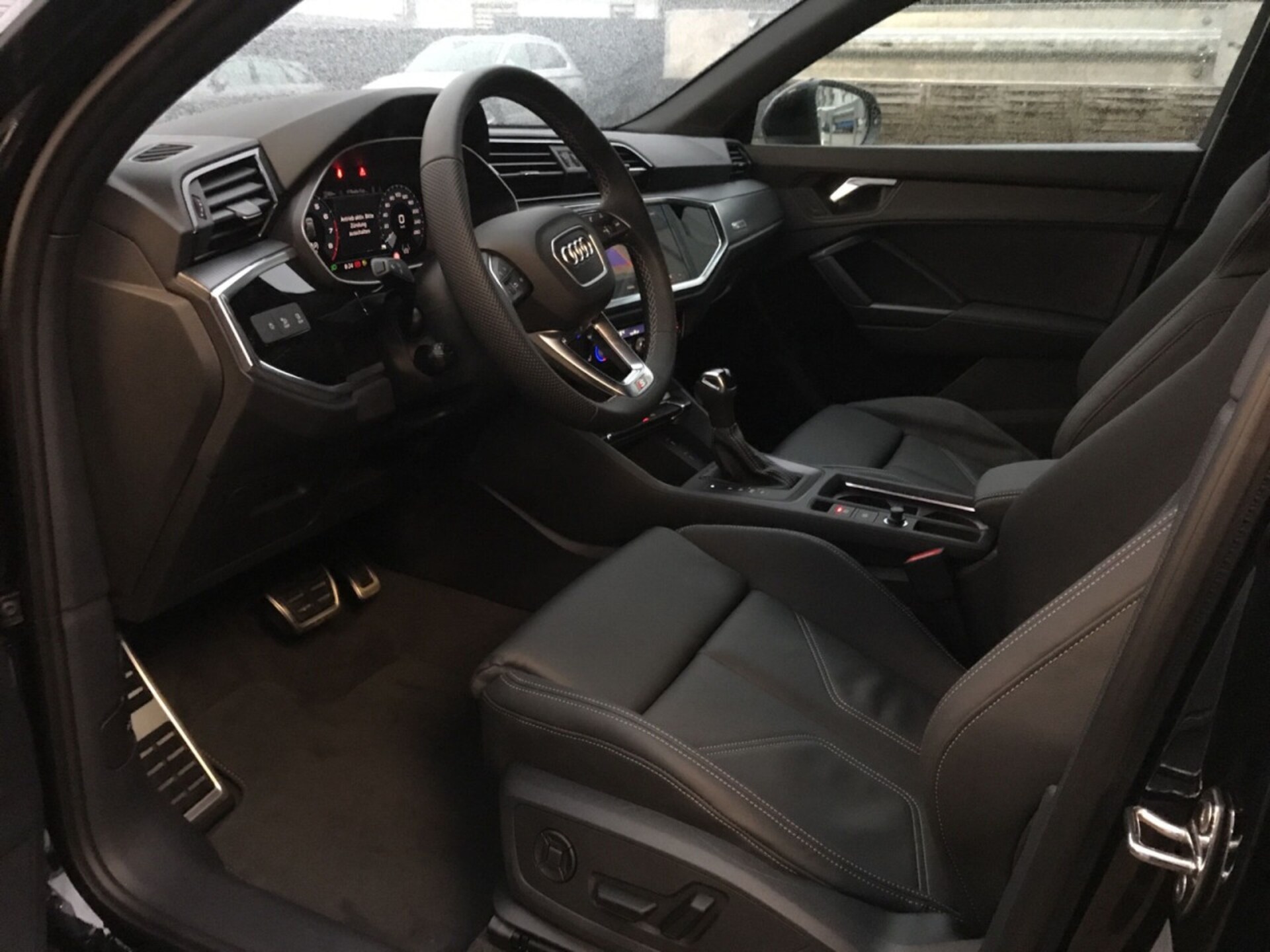 Audi Q3 Sportback S line