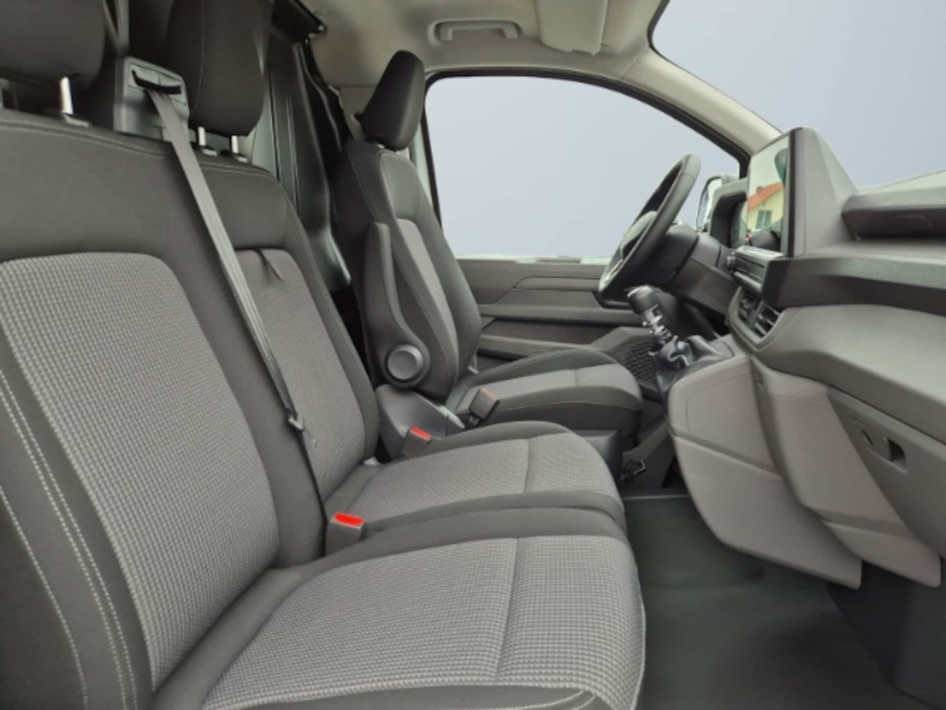 Volkswagen Transporter Kasten langer Radstand