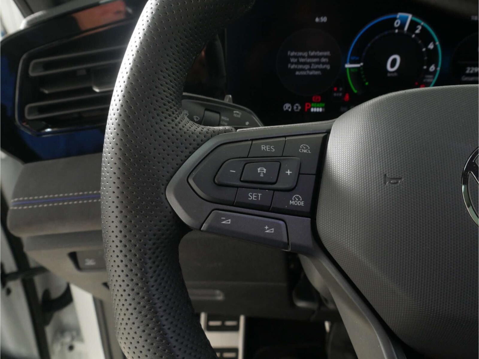 Volkswagen Tiguan – Bild 15