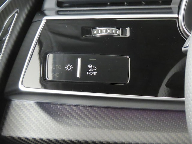 2026 Audi RS Q8 Base - Photo 18