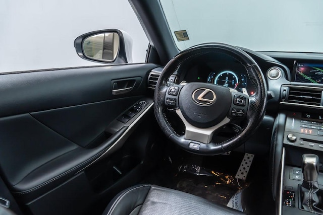 2020 Lexus IS 350 F SPORT - Photo 31