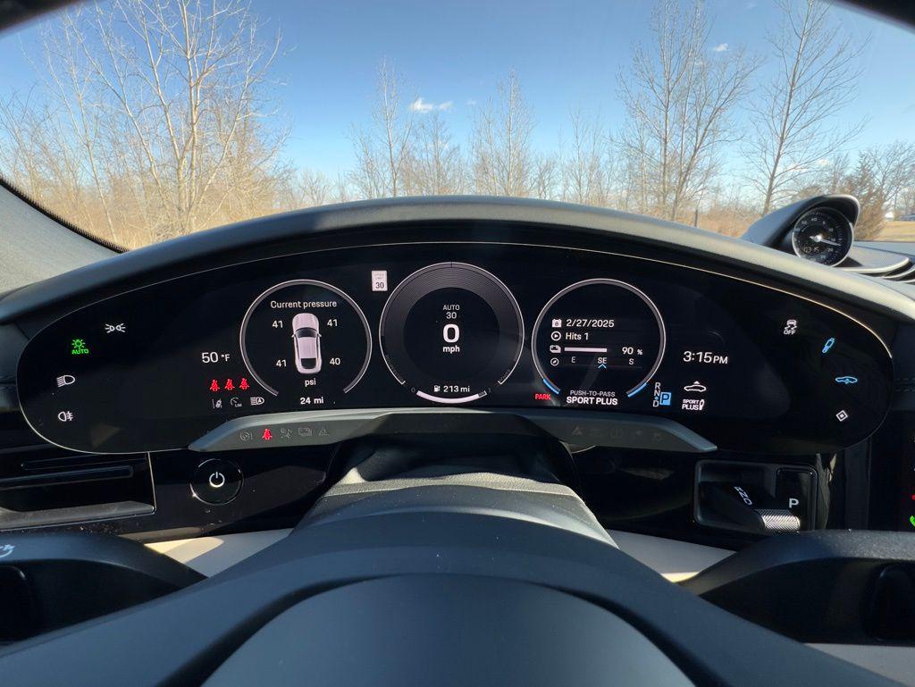 2025 Porsche Taycan S - Photo 28
