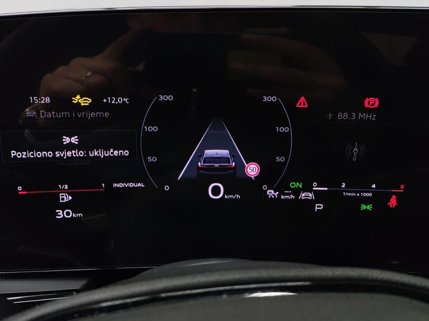 Bild über Audi A5 Avant TDI 150 kW S tronic - für weitere Informationen kontaktieren Sie den Audi Partner