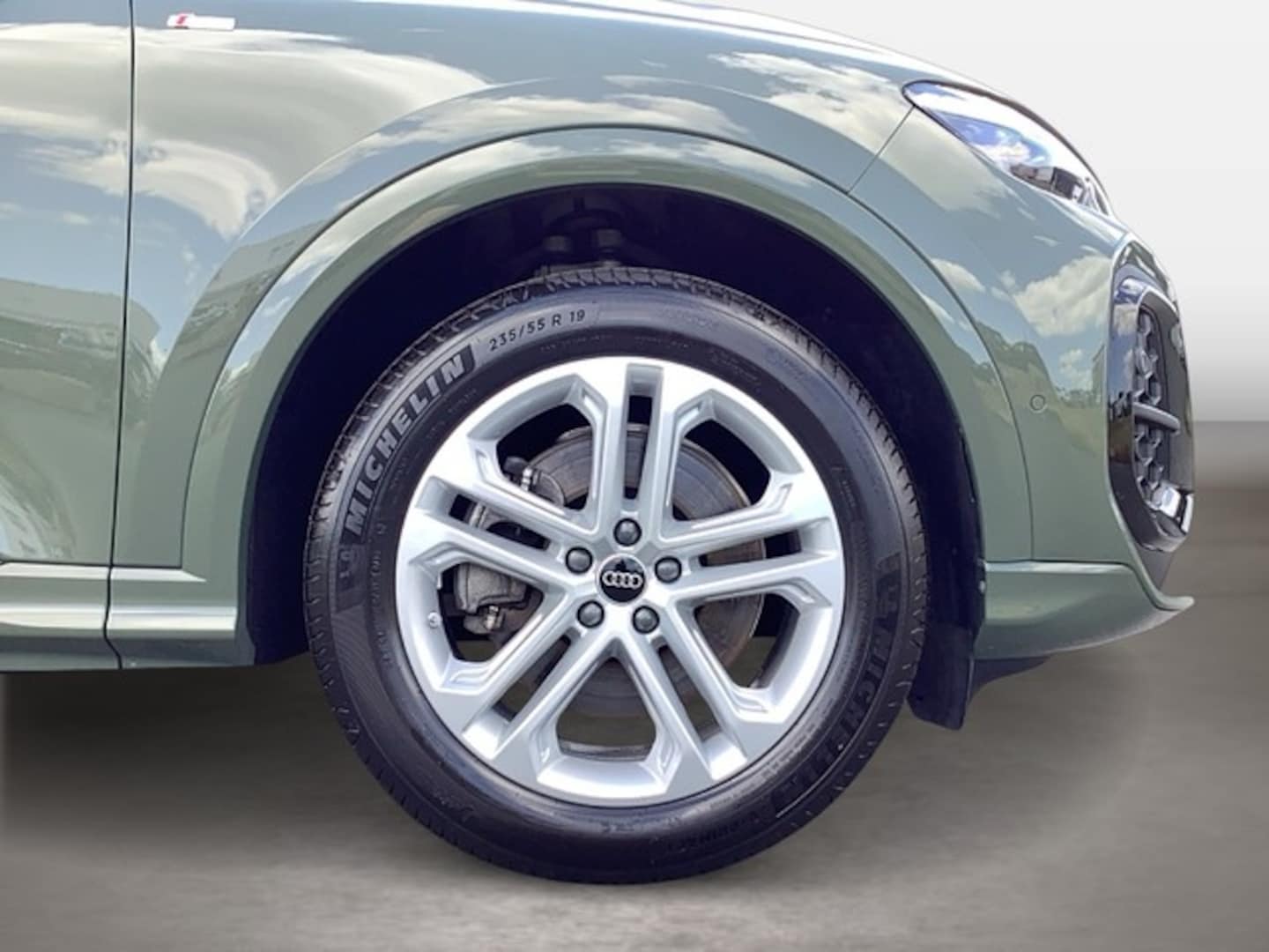Bild über Audi Q5 Sportback TDI quattro 150 kW S tronic - für weitere Informationen kontaktieren Sie den Audi Partner