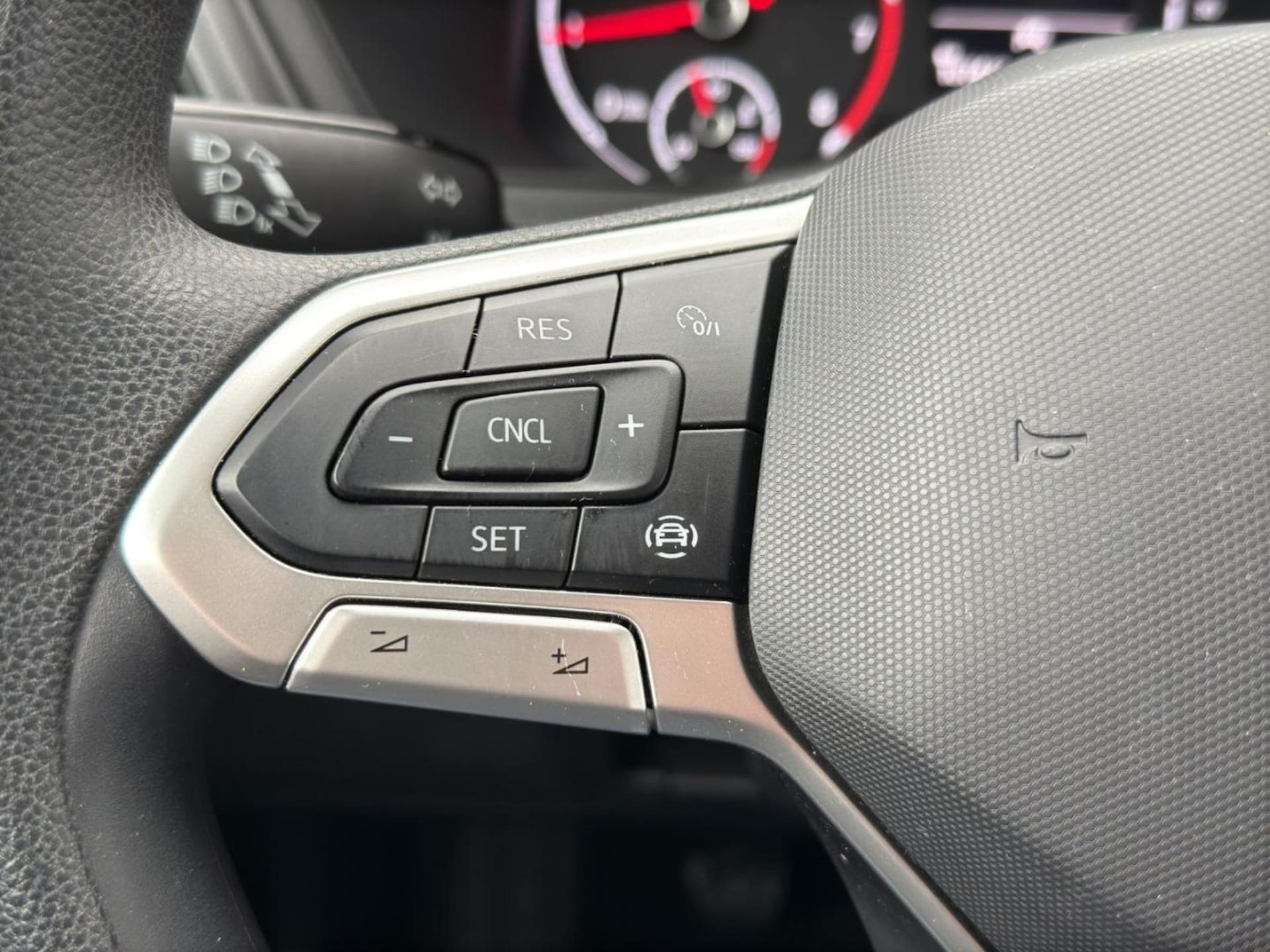 Volkswagen T-Cross Basis-Modell
