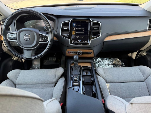 2020 Volvo XC90