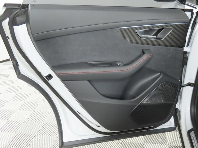 2026 Audi RS Q8 Base - Photo 39