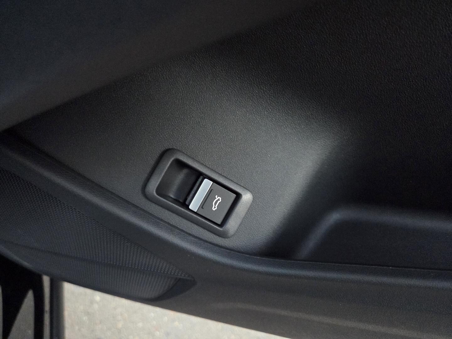 Image about Audi Q4 e-tron e-tron