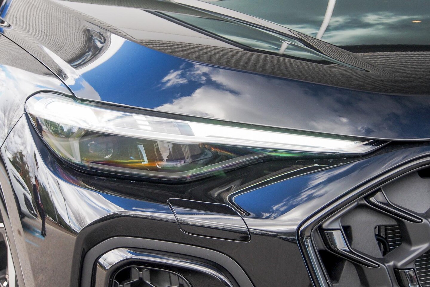 Image about Audi Q5 Sportback TDI quattro 150 kW sport
