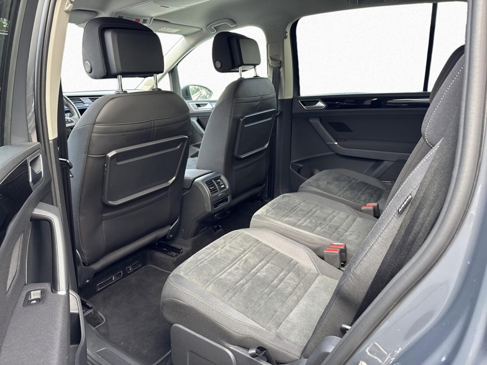 Volkswagen Touran – Bild 11