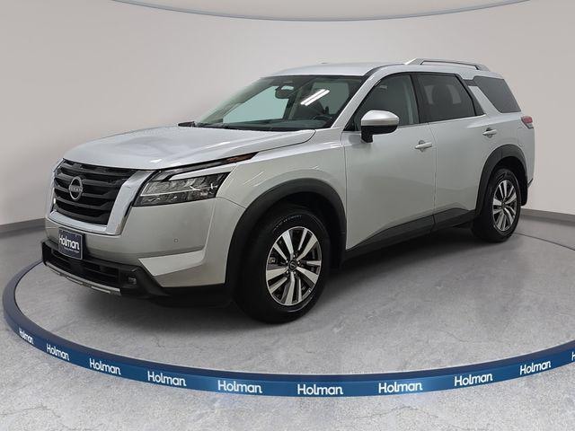 2022 Nissan Pathfinder