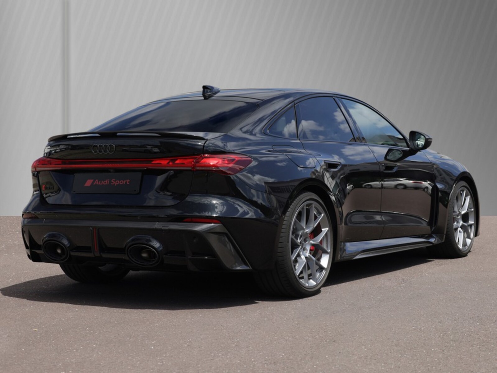 Audi RS 5 Limousine – Bild 4