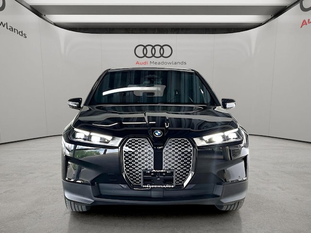 2025 BMW iX