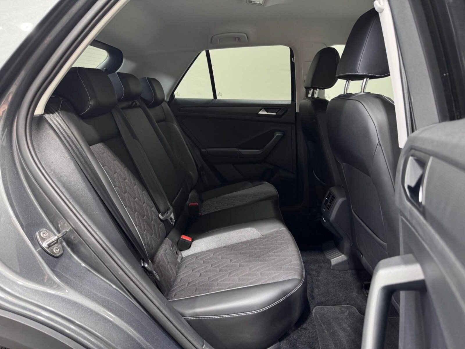 Volkswagen T-Roc – Bild 23