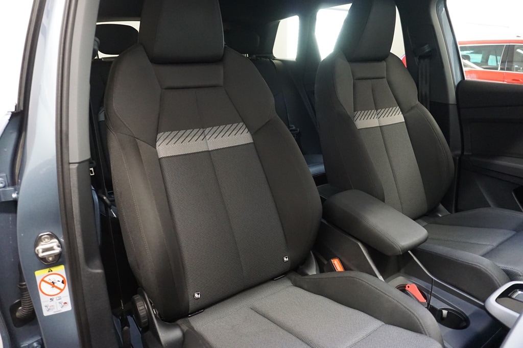 Bild som visar Audi Q4 e-tron Q4 45 e-tron quattro 195,00 kW - för mer information kontakta din Audi Partner