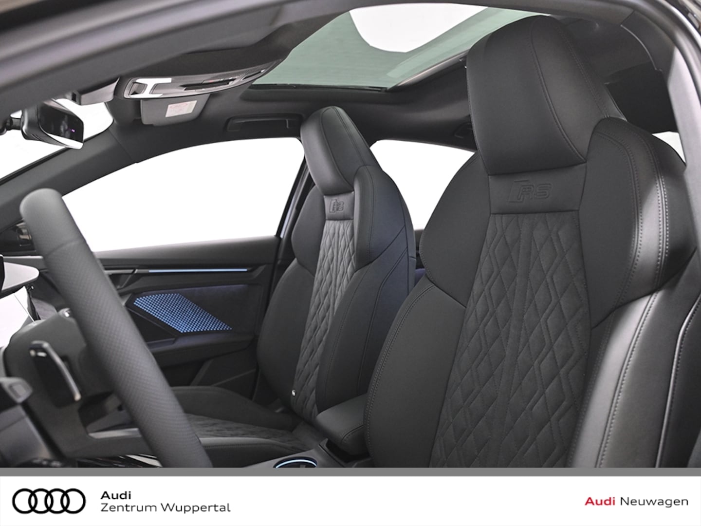 Bild über Audi RS 3 Limousine TFSI quattro 294 kW S tronic - für weitere Informationen kontaktieren Sie den Audi Partner