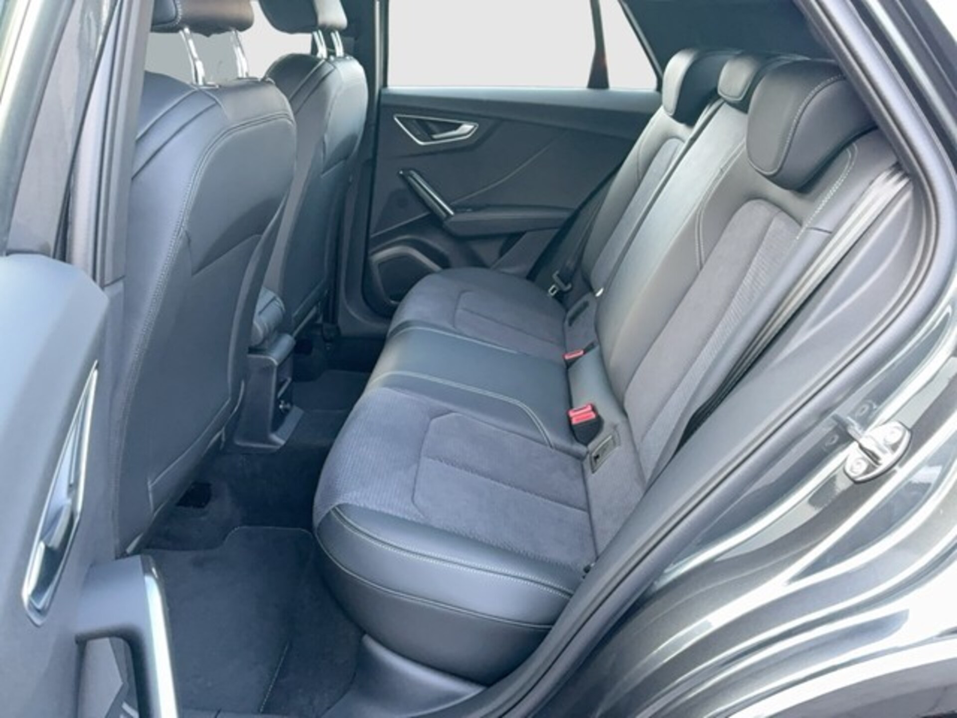 Audi Q2 S line
