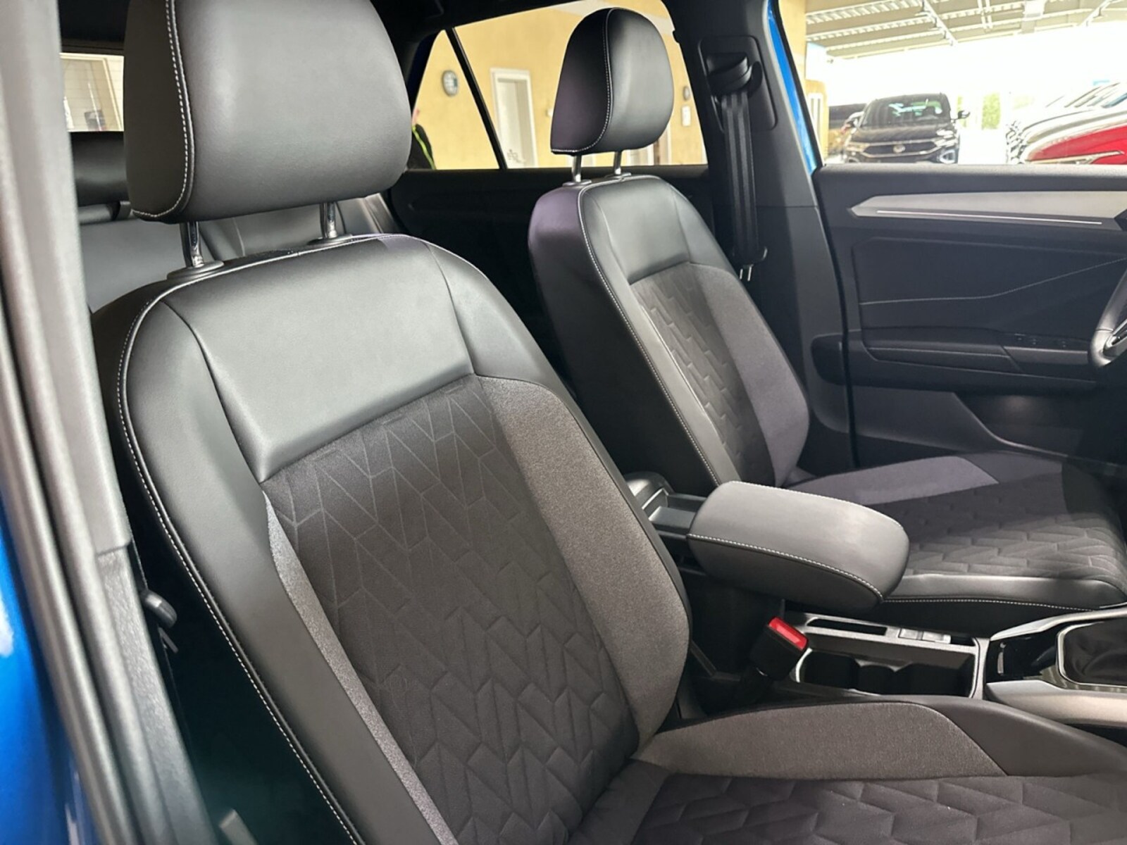 Volkswagen T-Roc – Bild 8