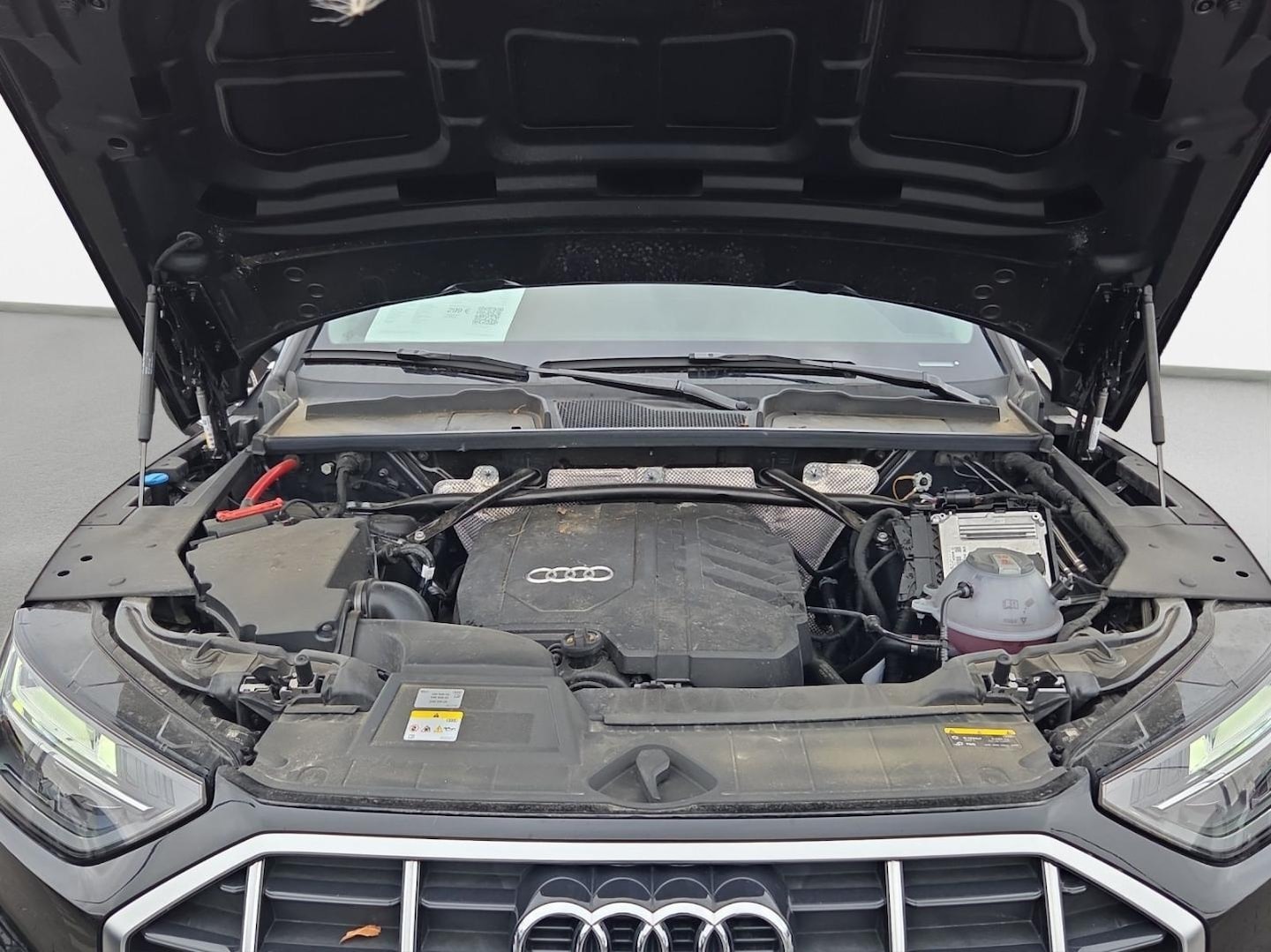 Bild über Audi Q5 Sportback 40 TFSI quattro S tronic - für weitere Informationen kontaktieren Sie den Audi Partner
