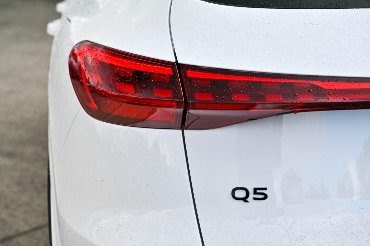 Image about Audi Q5 SUV e-hybrid quattro S tronic