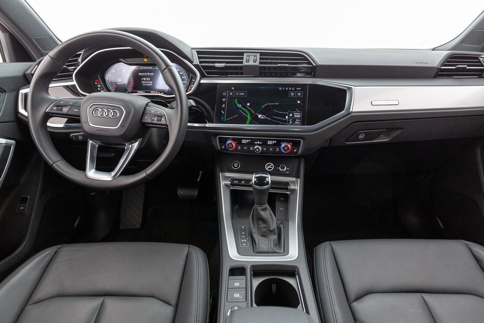 Image about Audi Q3 advanced 40 TFSI quattro S tronic