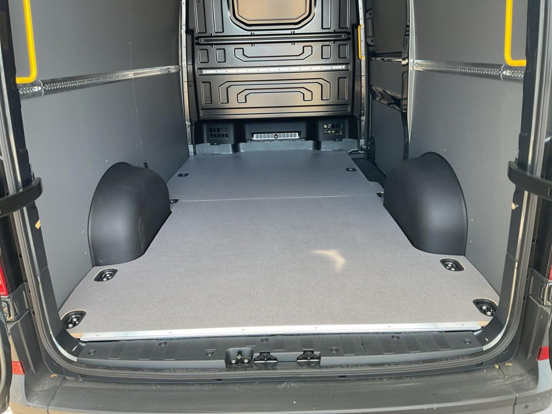 Volkswagen Crafter Kasten mittlerer Radstand