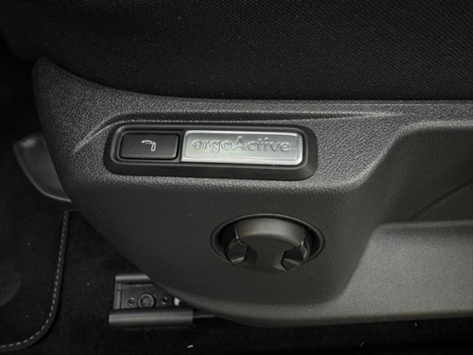 Volkswagen T-Roc – Bild 15