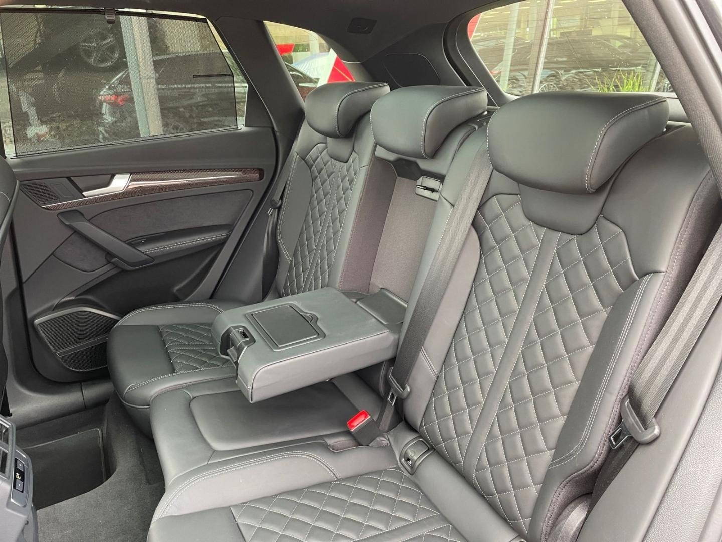 Bild über Audi SQ5 TDI tiptronic - für weitere Informationen kontaktieren Sie den Audi Partner