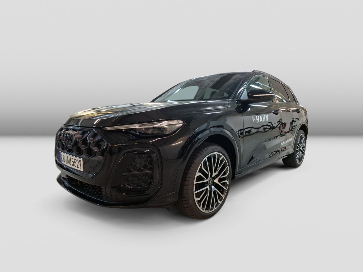 Bild über Audi SQ5 SUV edition one mit Akzenten mythosschwarz TFSI 270 kW S tronic - für weitere Informationen kontaktieren Sie den Audi Partner