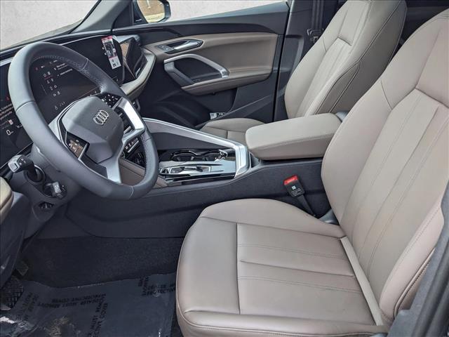 2025 Audi Q5 Premium - Photo 15