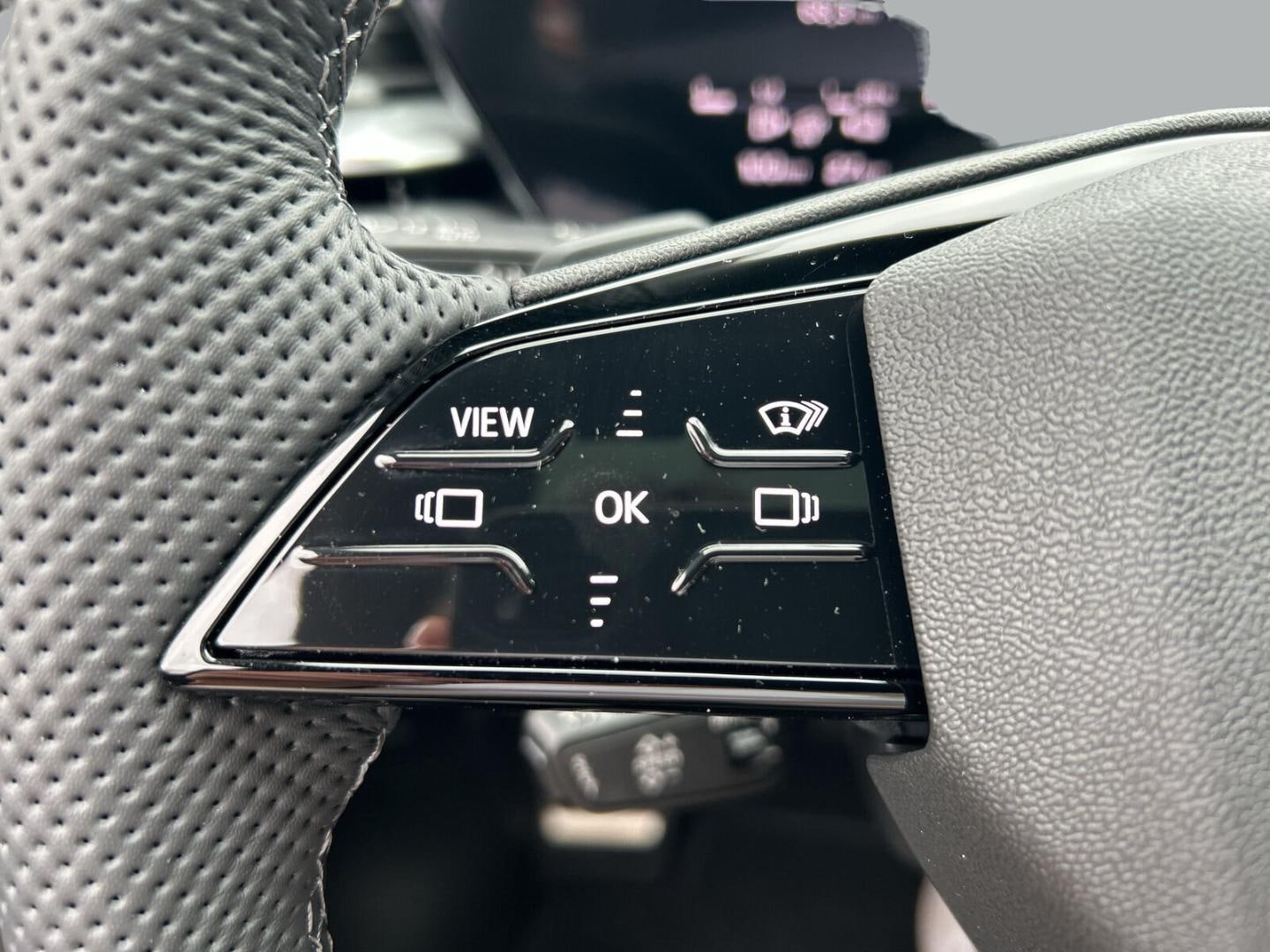 Bild über Audi A5 Avant e-hybrid e-hybrid quattro 220 kW S tronic - für weitere Informationen kontaktieren Sie den Audi Partner