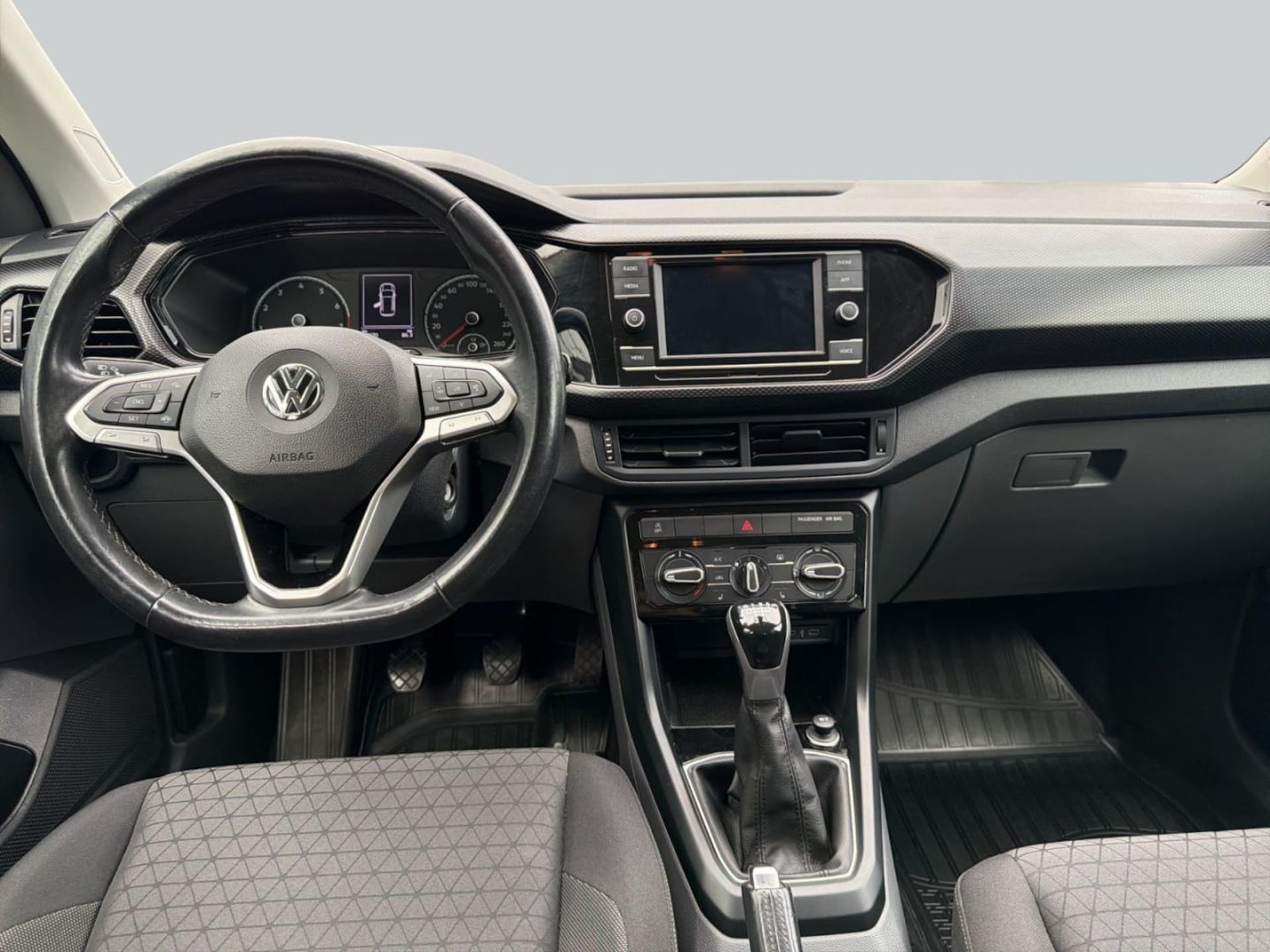 Volkswagen T-Cross Life